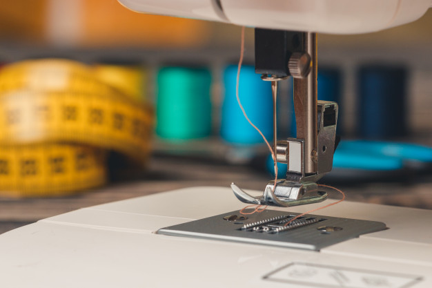 close-up-sewing-machine_95675-48.jpg